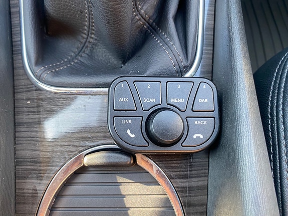 Toyota Avensis 27 of 30