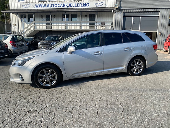 Toyota Avensis 3 of 30