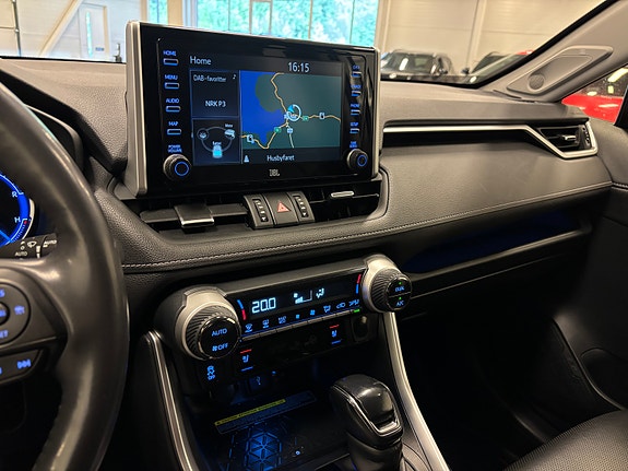 Toyota RAV4 21 of 29