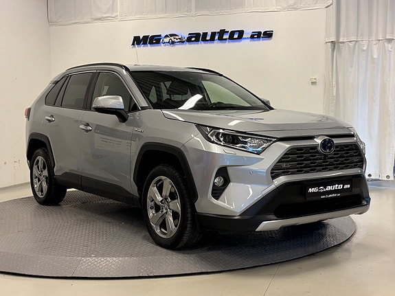 Toyota RAV4 2 of 29