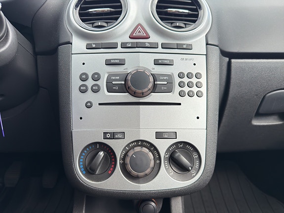 Opel Corsa 18 of 25
