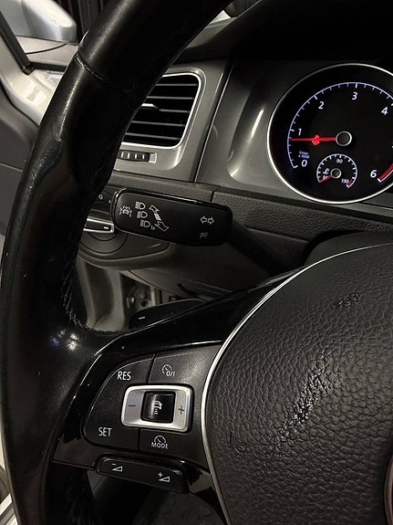 Volkswagen Golf Alltrack 20 of 30