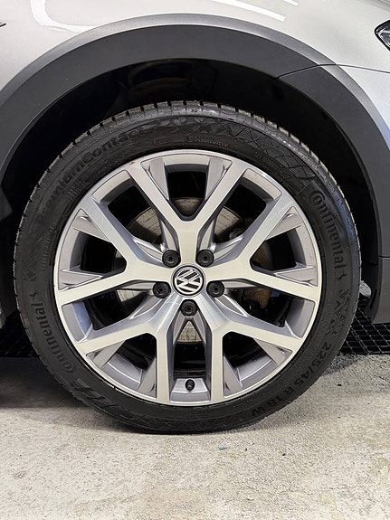 Volkswagen Golf Alltrack 4 of 30