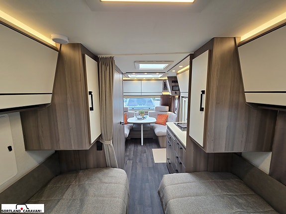 KABE ESTATE 470 GLE 24 of 30
