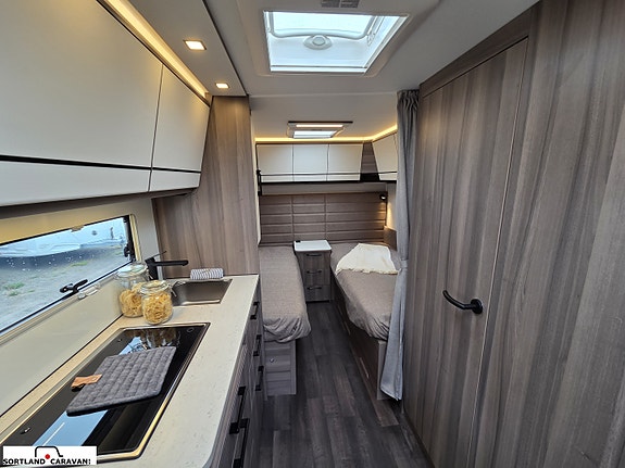 KABE ESTATE 470 GLE 19 of 30