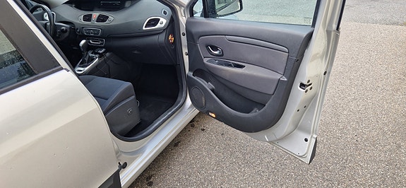 Renault Scenic III 7 of 16