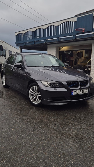 BMW 316i 7 of 30
