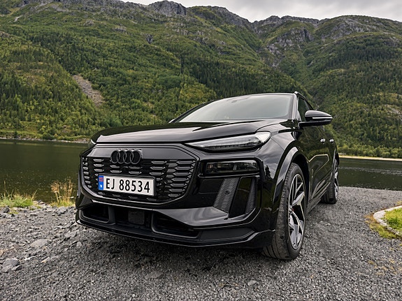 Audi Q6 e-tron 5 of 15