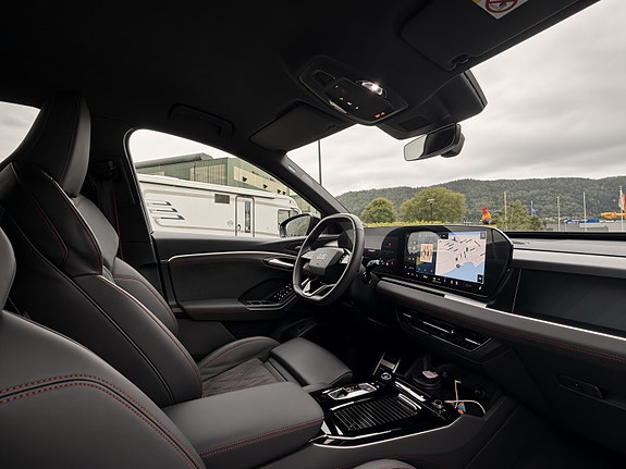 Audi Q6 e-tron 6 of 15