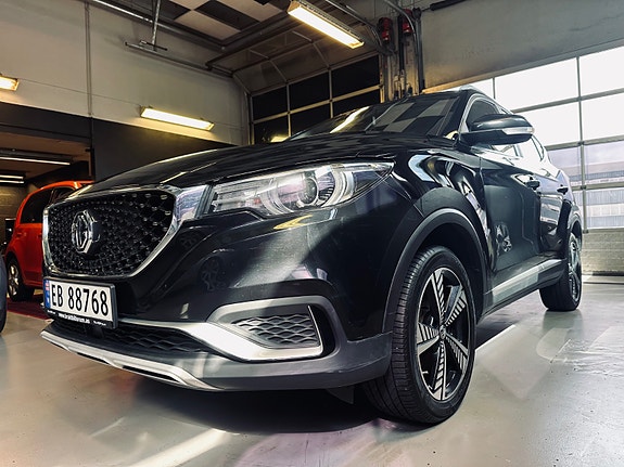 MG ZS EV 2 of 30