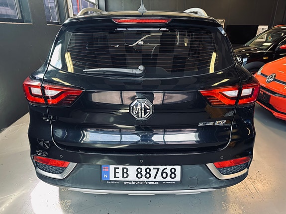 MG ZS EV 10 of 30