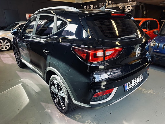 MG ZS EV 8 of 30