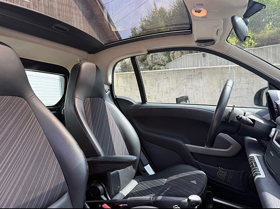 Smart Fortwo 9 of 17