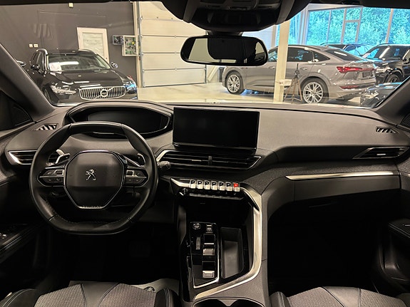 Peugeot 5008 12 of 28