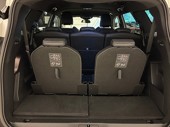 Peugeot 5008 26 of 28