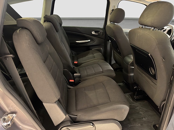 Ford S-MAX 14 of 30