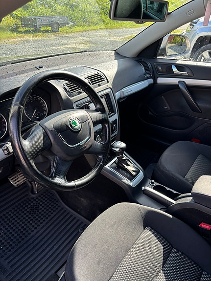 Skoda Octavia Scout 19 of 30