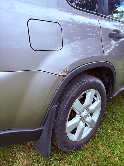 Nissan X-Trail 3 of 18