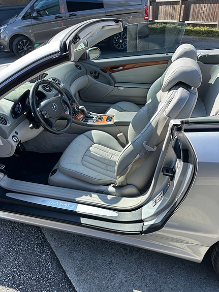 Mercedes-Benz SL55 10 of 15