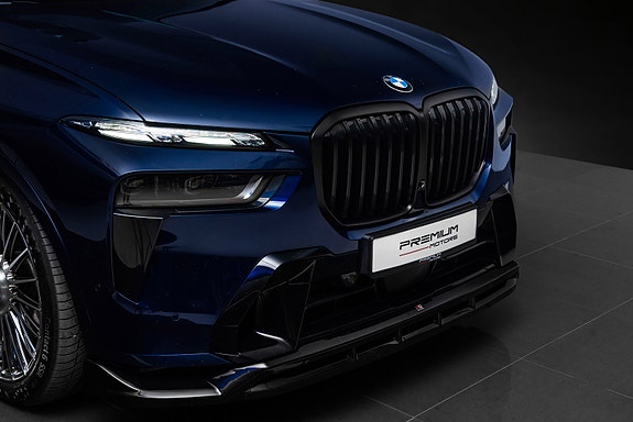BMW X7 4 of 30