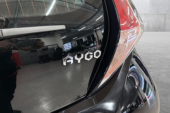 Toyota Aygo 19 of 30