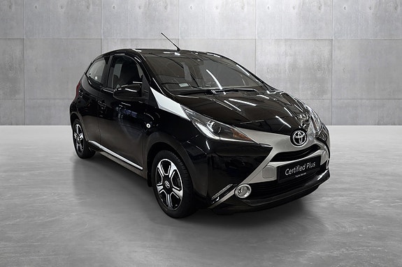 Toyota Aygo 7 of 30