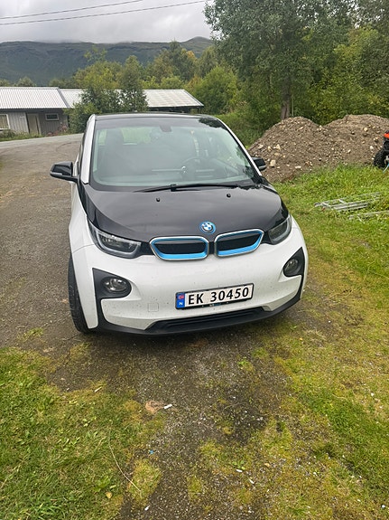 BMW i3 2 of 7