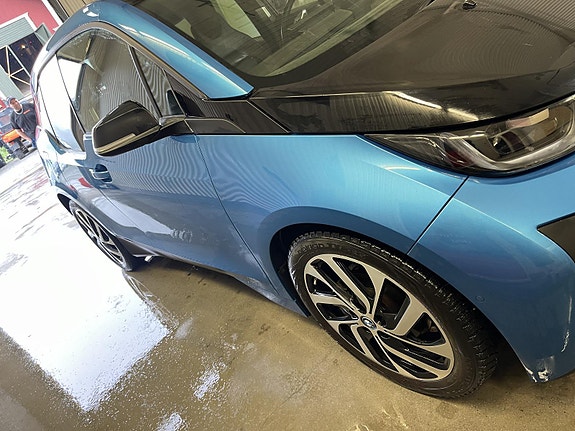 BMW i3 6 of 19