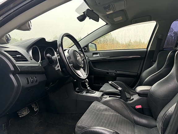 Mitsubishi Lancer 9 of 24