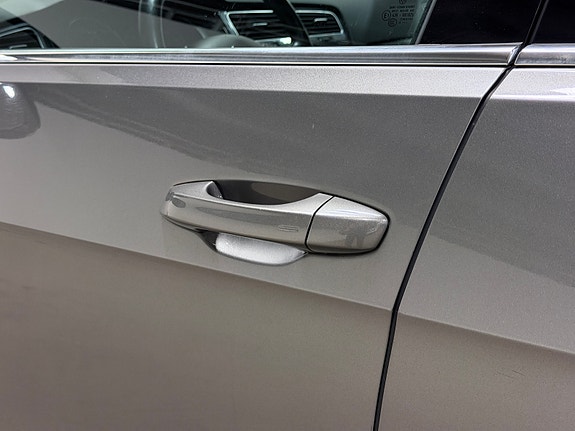 Volkswagen Golf Alltrack 13 of 30