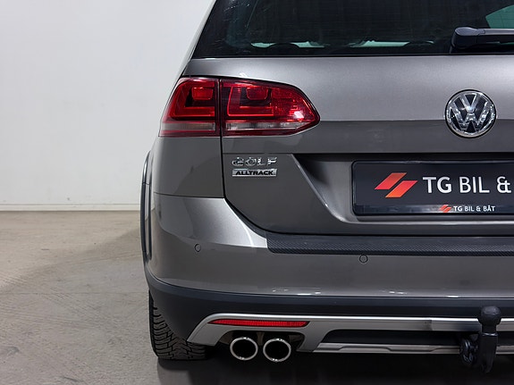 Volkswagen Golf Alltrack 5 of 30