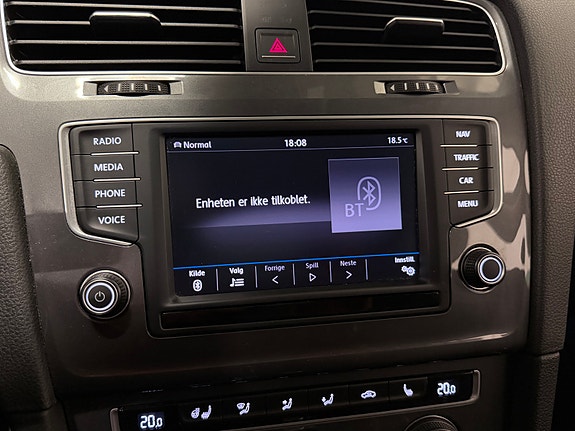 Volkswagen Golf Alltrack 29 of 30