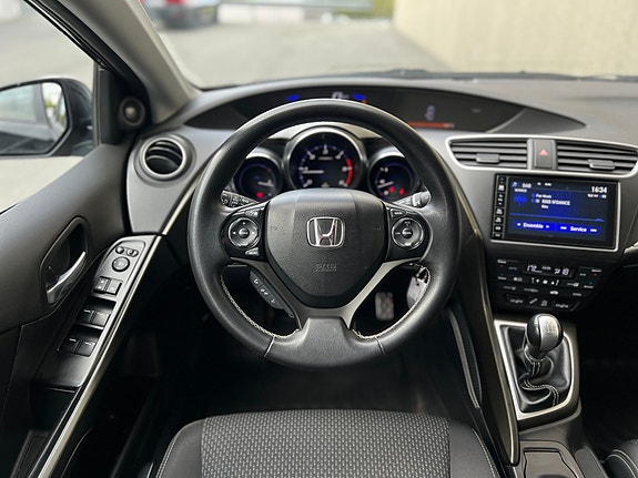 Honda Civic 11 of 28
