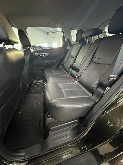 Nissan X-Trail 16 of 30