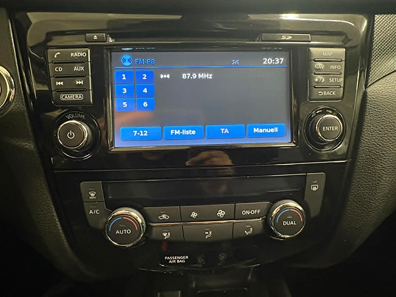 Nissan X-Trail 24 of 30
