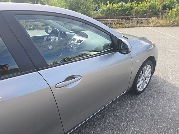 Mazda 3 15 of 30