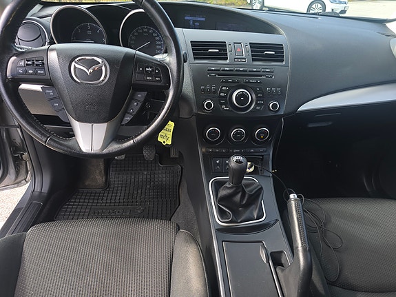 Mazda 3 24 of 30