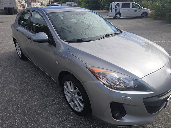 Mazda 3 14 of 30