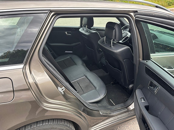Mercedes-Benz E220 d 15 of 28