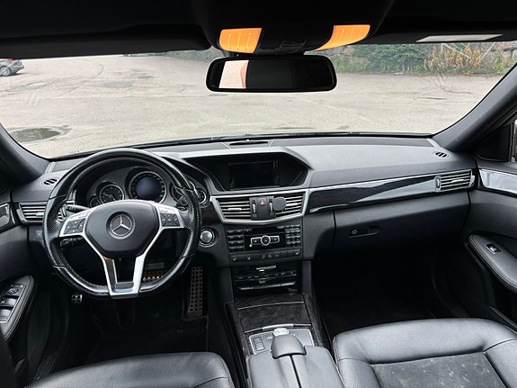 Mercedes-Benz E220 d 13 of 28