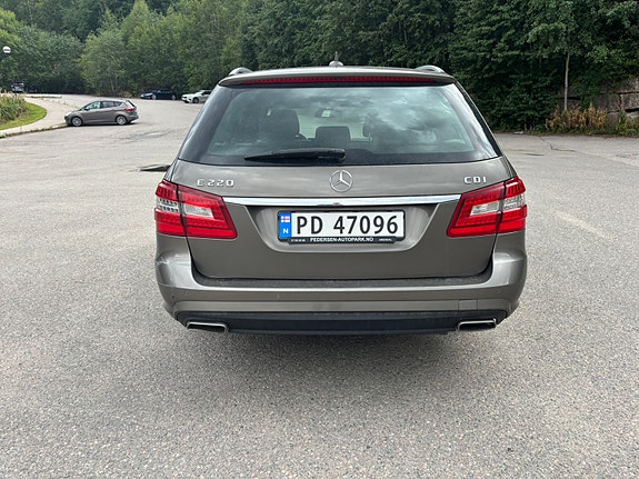 Mercedes-Benz E220 d 5 of 28
