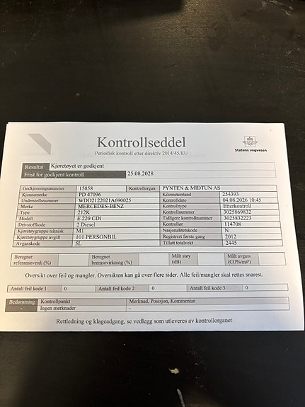 Mercedes-Benz E220 d 24 of 28