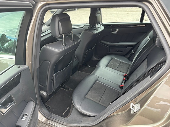 Mercedes-Benz E220 d 16 of 28