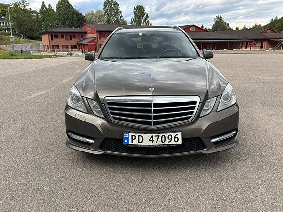 Mercedes-Benz E220 d 11 of 28