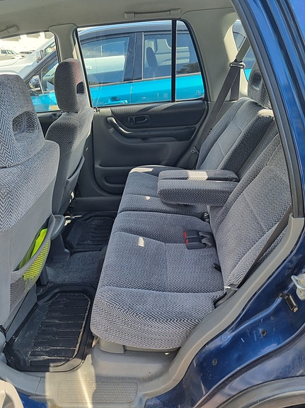 Honda CR-V 8 of 11