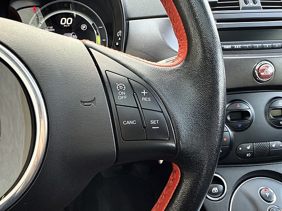 Fiat 500e 13 of 23