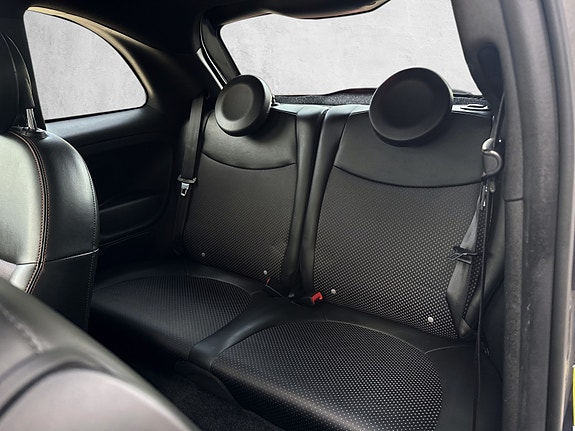 Fiat 500e 20 of 23