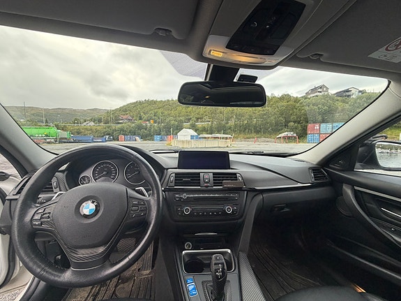 BMW 328i 20 of 28