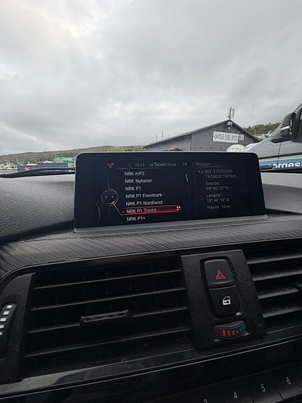 BMW 328i 26 of 28