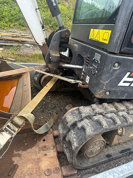 Bobcat E20z 10 of 24